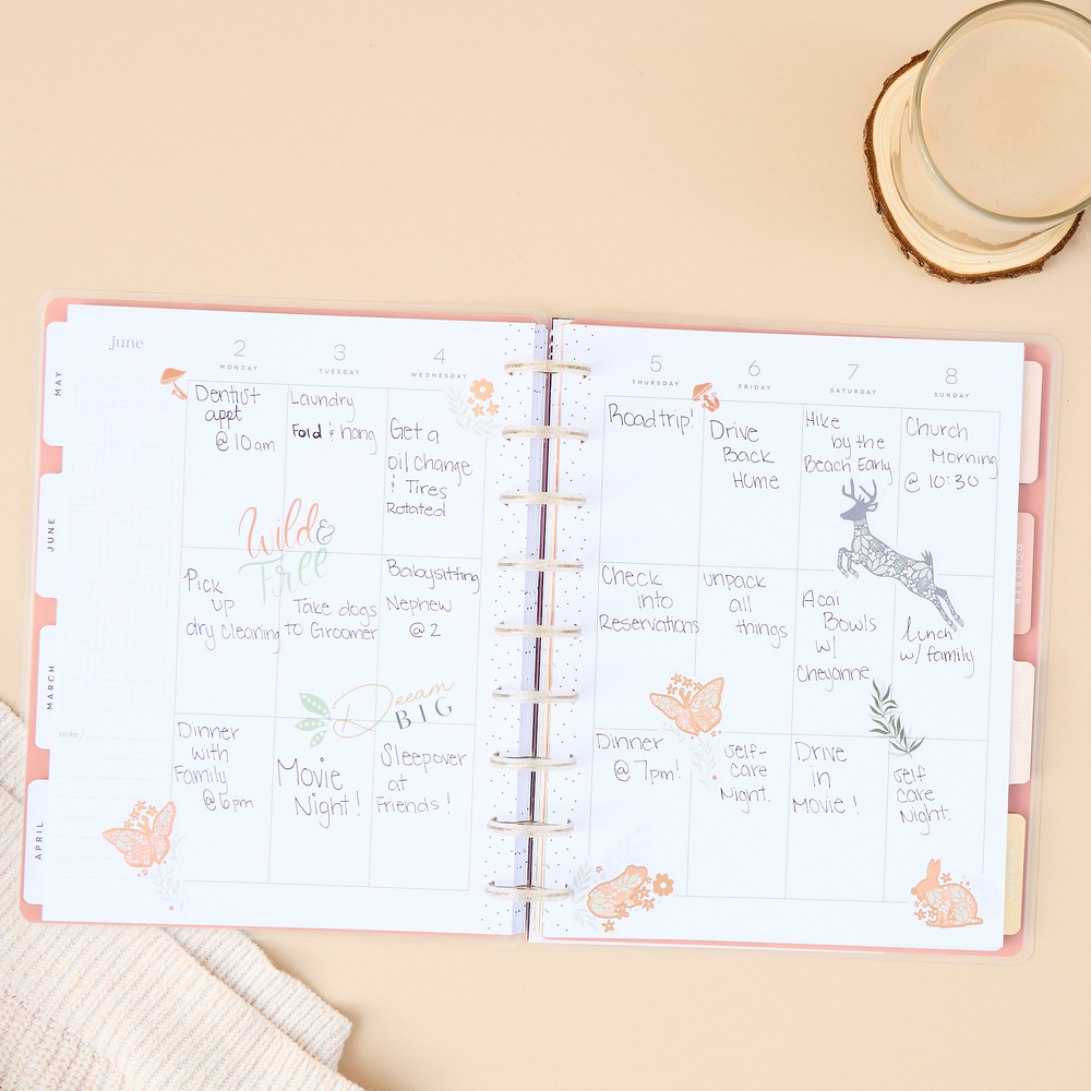 2025 Sunny Oasis Planner - Classic Vertical Layout - 12 Months